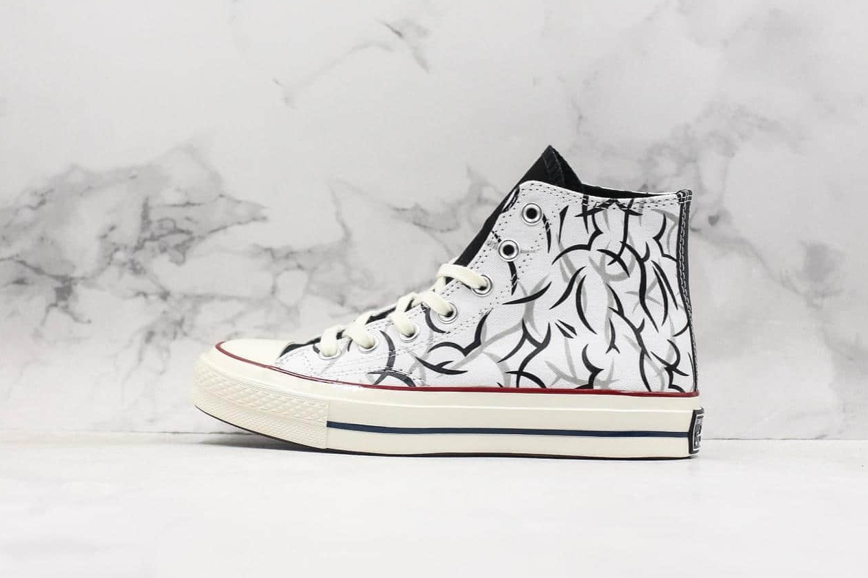 Converse 2020 Chuck Black White - Classic Style at its Finest