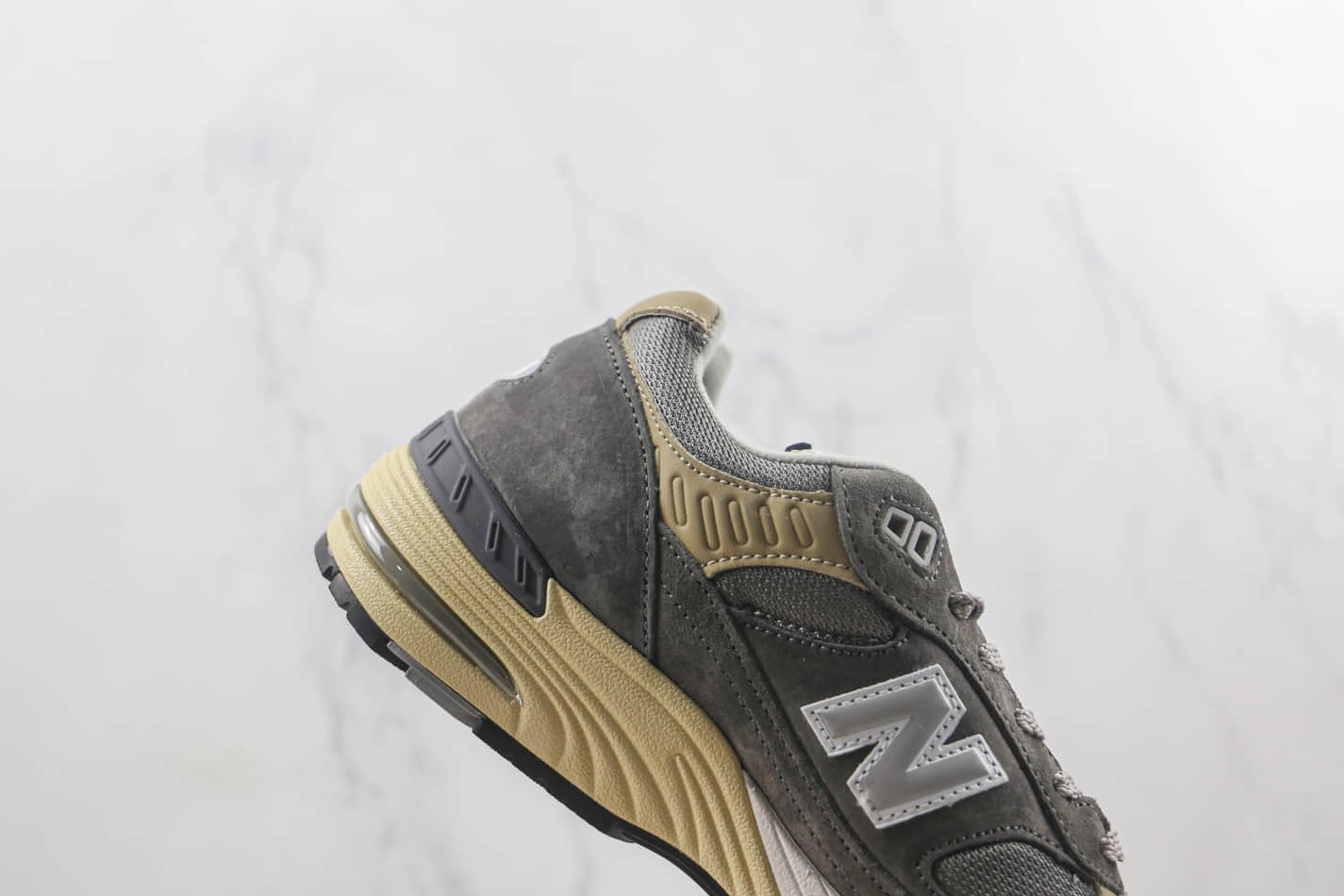 New Balance x DSM 991 '40th Anniversary' | M991DSM | Made in England New Balance x DSM 991 '40th Anniversary' | M991DSM | Made in England