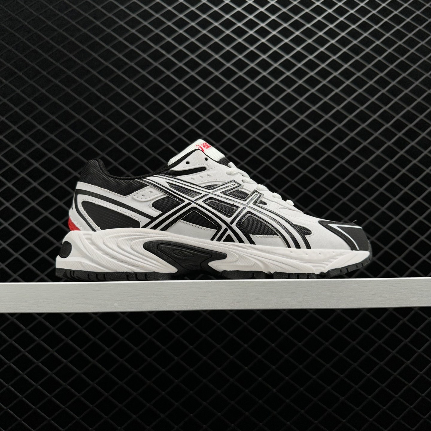 Asics Gel-170 TR Black White 1203A096-021 | Versatile Training Shoe