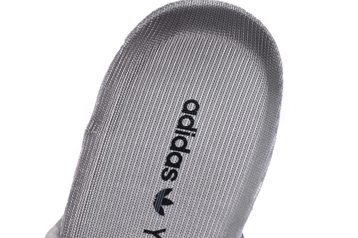 Adidas Yeezy Boost 350 V2 'Beluga Reflective' GW1229 - Exclusive Limited Edition Adidas Yeezy Boost 350 V2 'Beluga Reflective' GW1229 - Exclusive Limited Edition